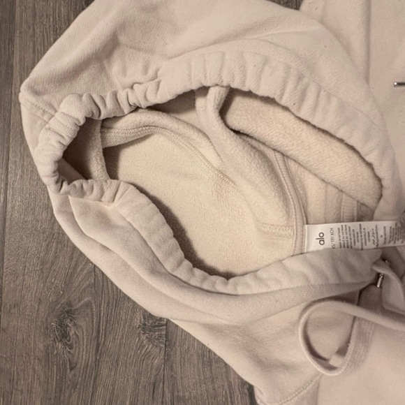 ALO Yoga Cream Hoodie - Picture 5 of 5